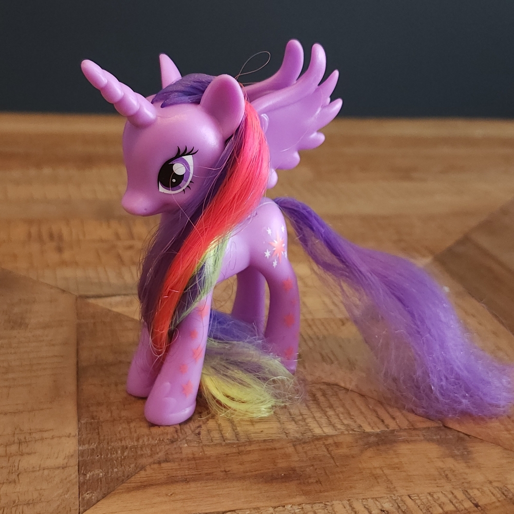 Twilight Sparkle My Little Pony from Rainbow Kingdom Playset G4
